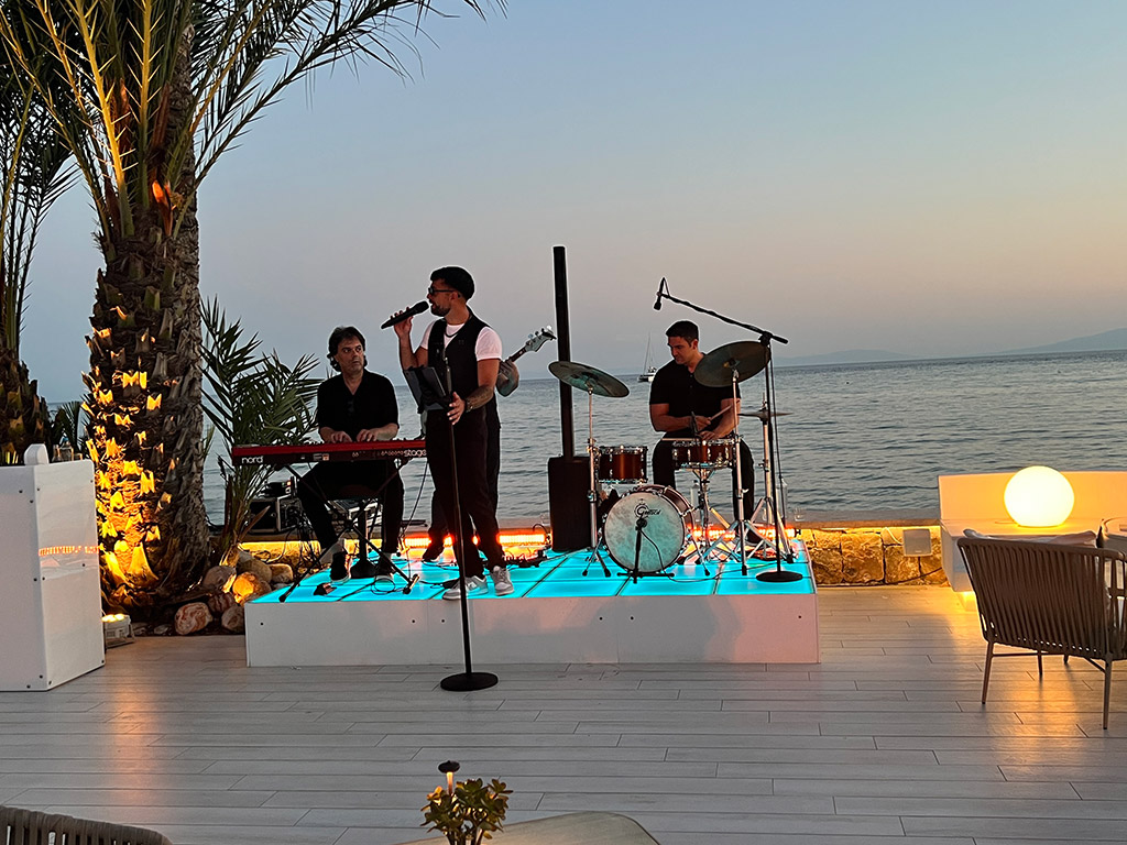Liveband im Ammos